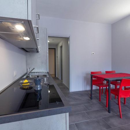Papavero Apartment - Affitti Brevi Italia Леко Екстериор снимка