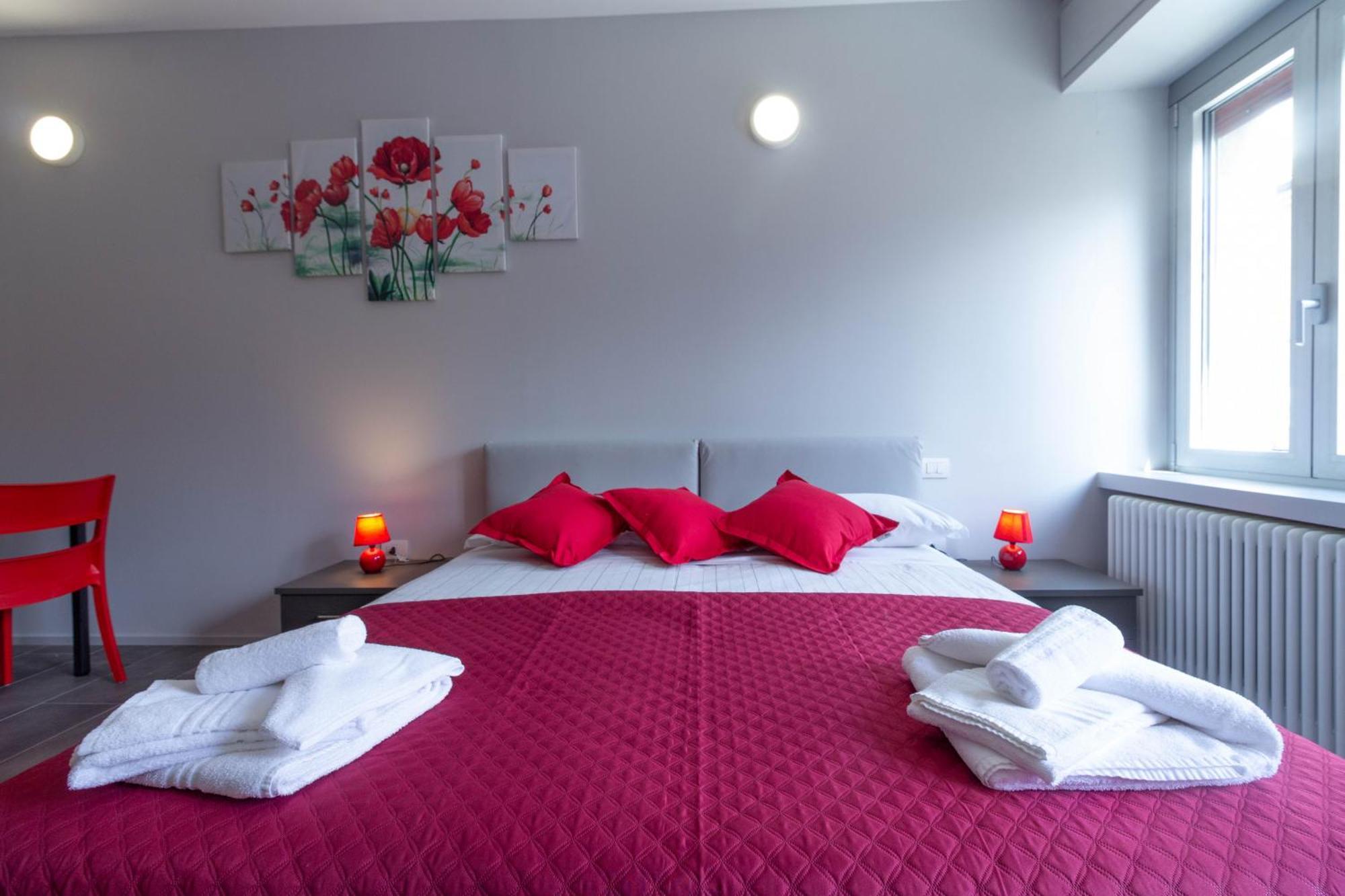 Papavero Apartment - Affitti Brevi Italia Леко Екстериор снимка